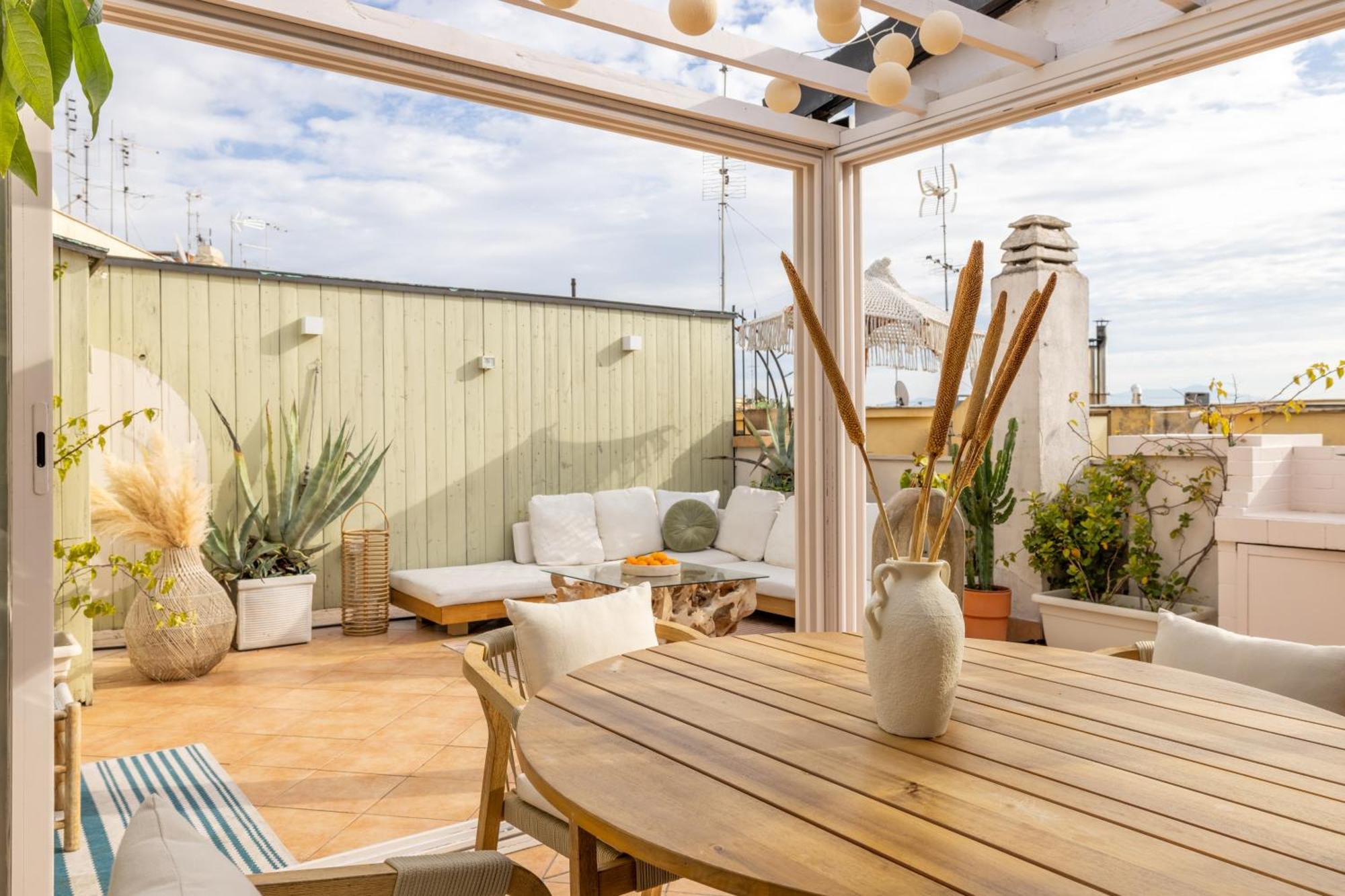 Apartment Aria Penthouse & Garden Rom